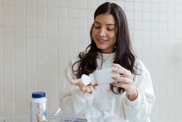 Entenda os principais cuidados sobre creatina no pós-parto, treino, alimentação e acompanhamento profissional.